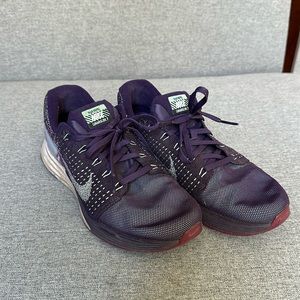 Nike Lunarglide 7 running shoes